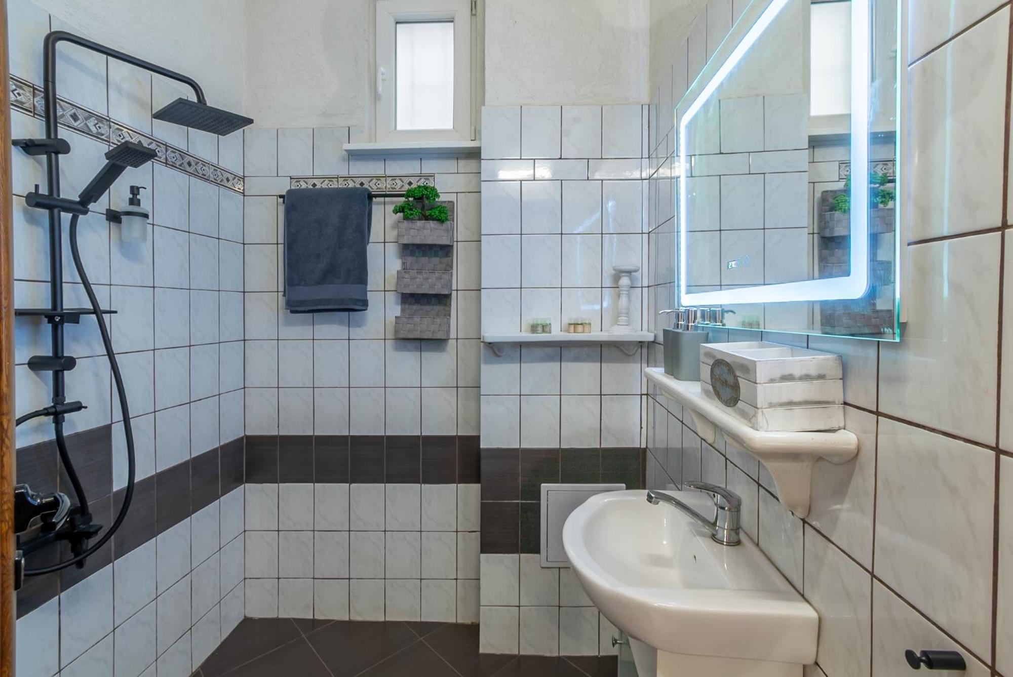 Vintage Home By Ndk And Vitosha Blvd With Free Secured Parking 소피아 외부 사진